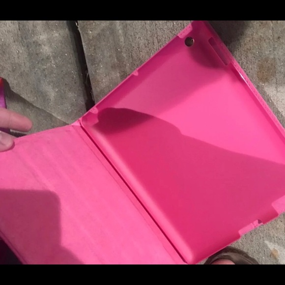 iPad case - Picture 3 of 3